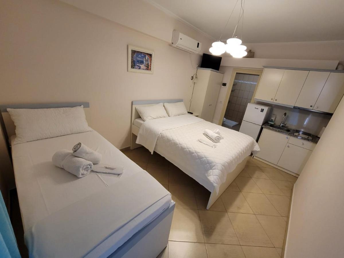 Amber Apartments Саранда Экстерьер фото