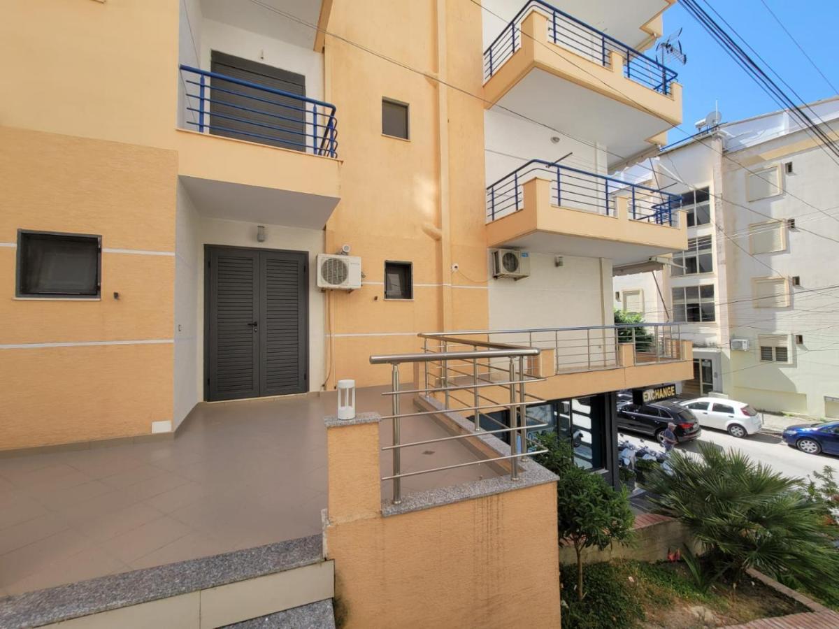 Amber Apartments Саранда Экстерьер фото