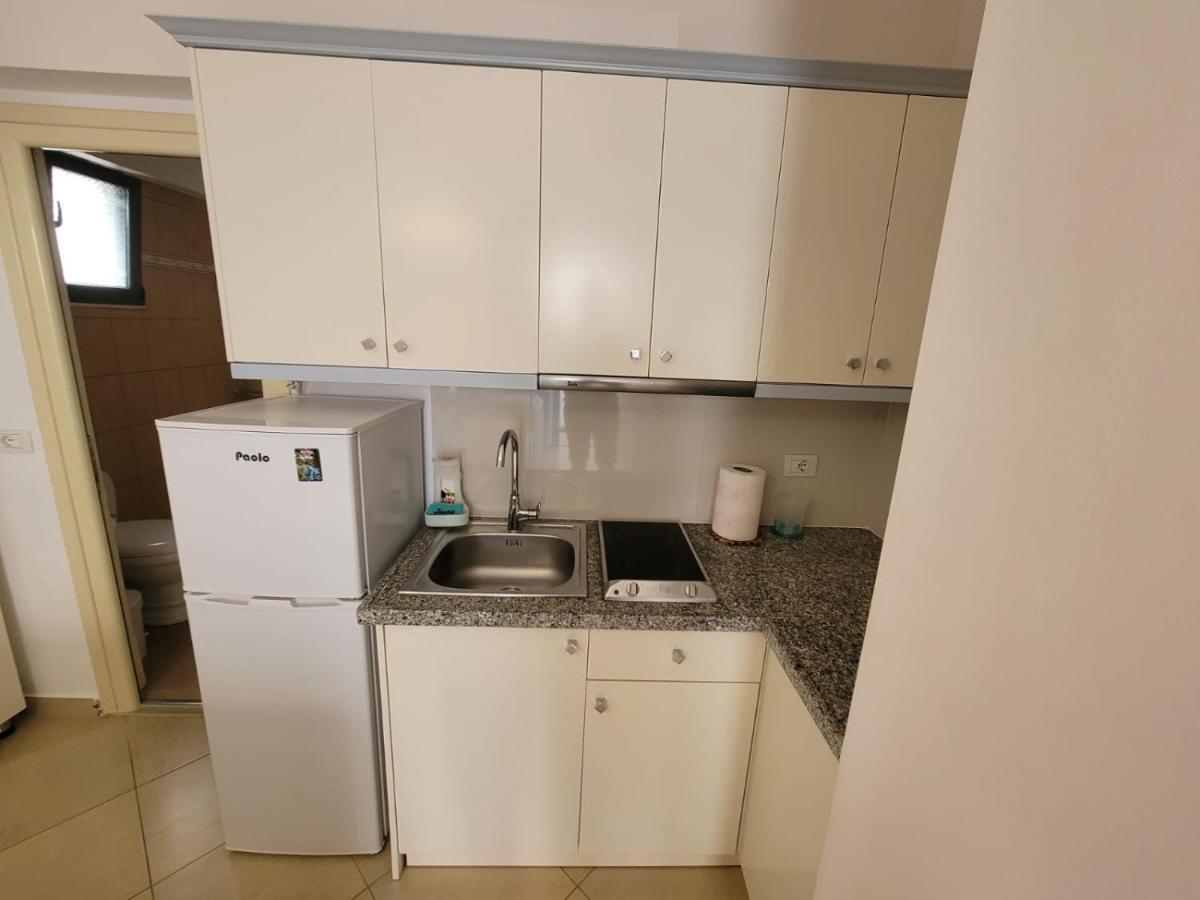 Amber Apartments Саранда Экстерьер фото