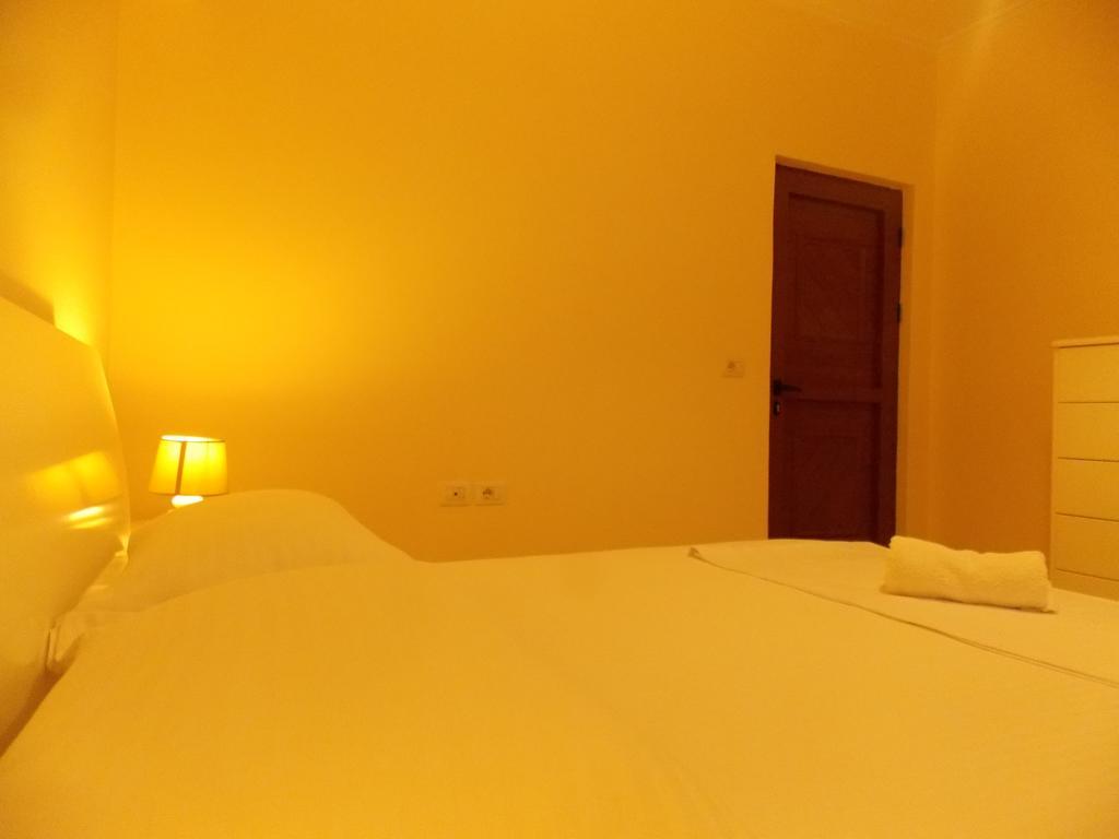 Amber Apartments Саранда Экстерьер фото