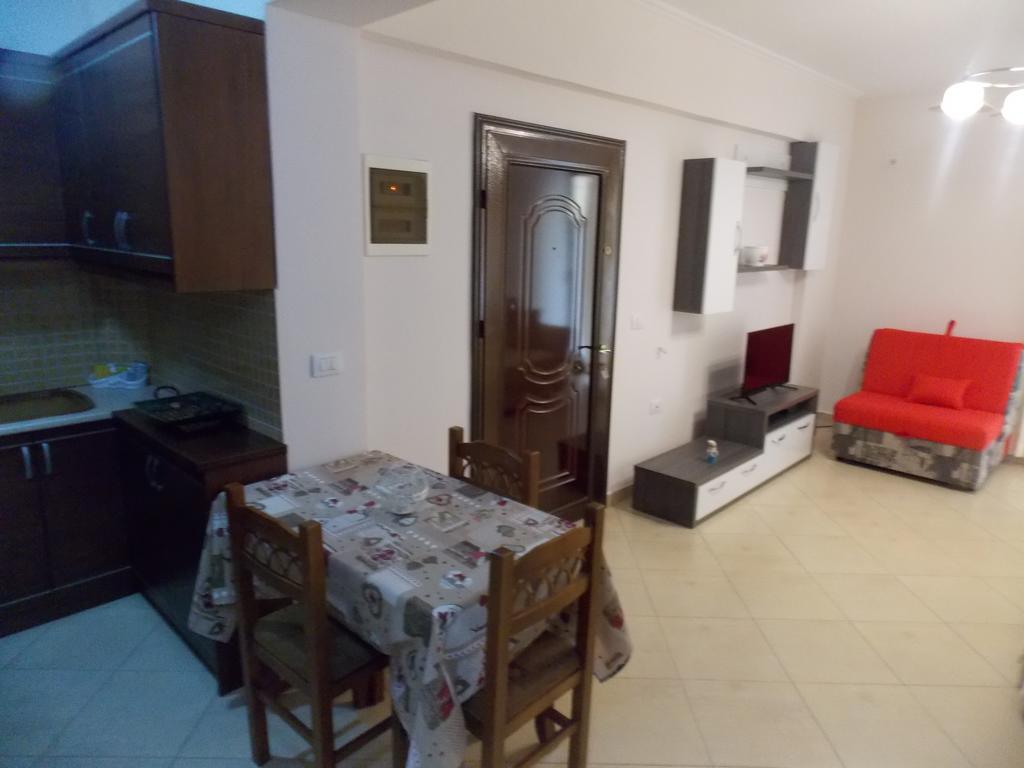 Amber Apartments Саранда Экстерьер фото